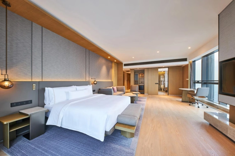 Club Larger Double room