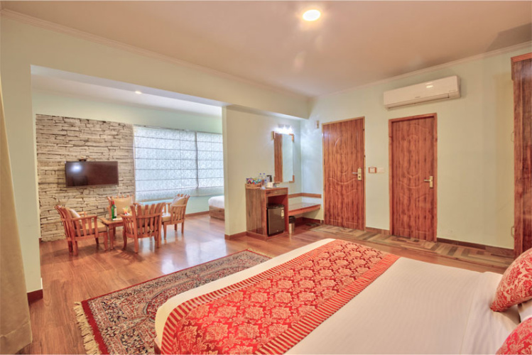 Family Quadruple Suite