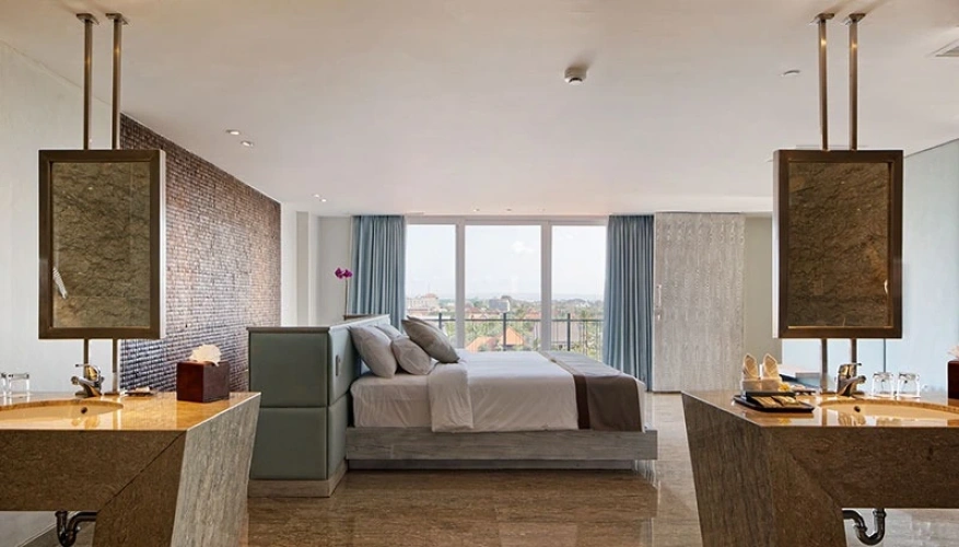 Double Suite