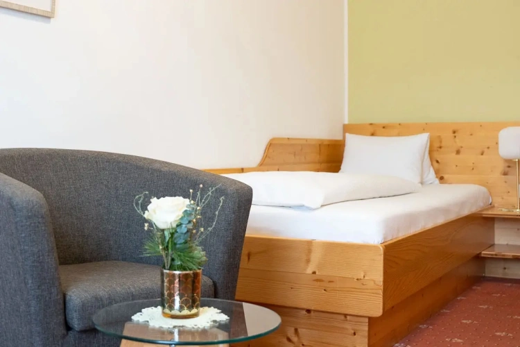 Single room with balcony