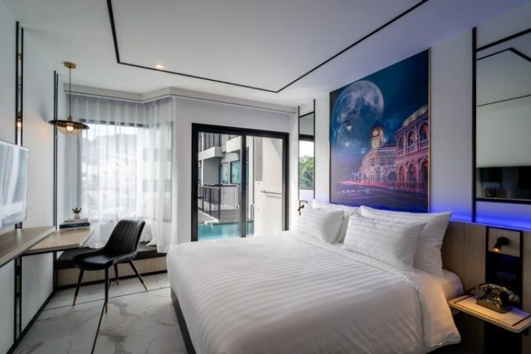 Classic Pool Access Double room