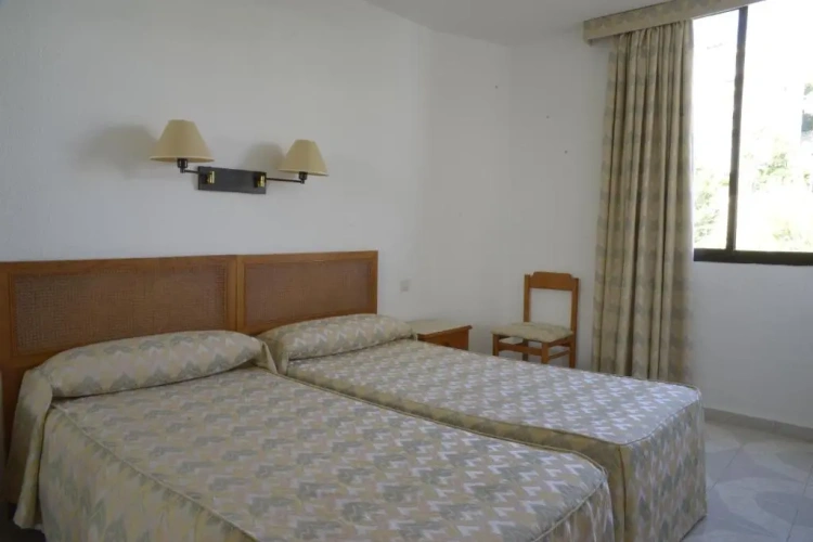 1 Bedroom Twin Apartment
