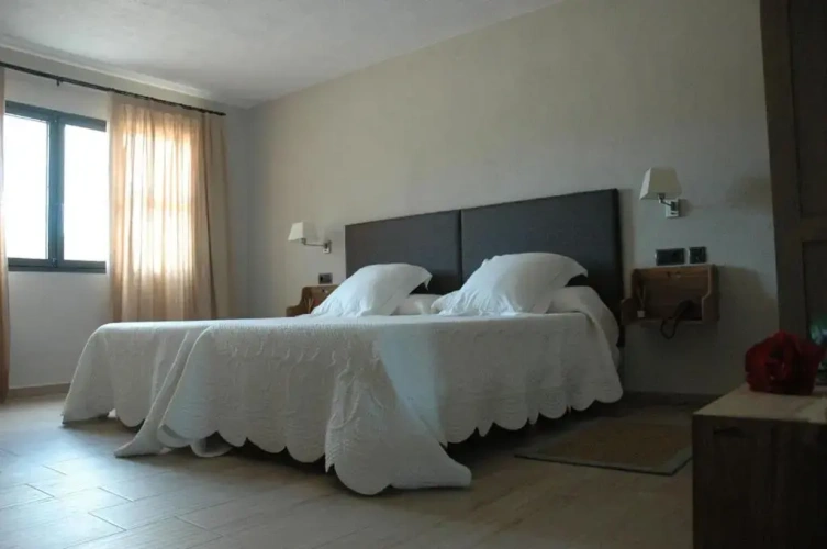 Double with Extra Bed room