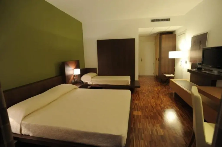 Classic Triple room