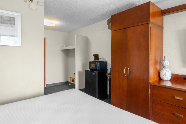 Ramada West Palm Beach Airport photo 6