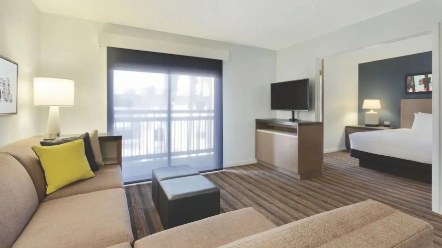 1 Bedroom Accessible Double Suite