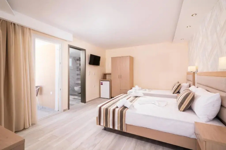 Star Bay Luxury Hotel