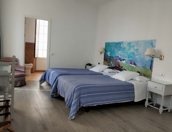 Triple room