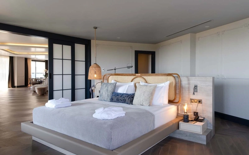 Unique Suite