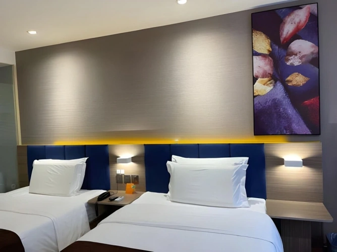 Premium Twin room