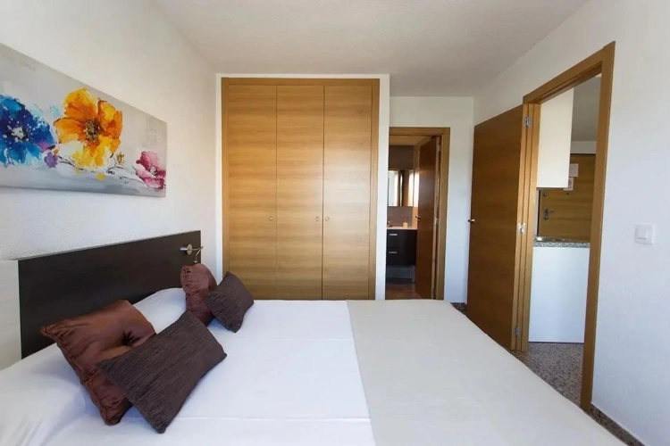 1 Bedroom Premium Double Apartment