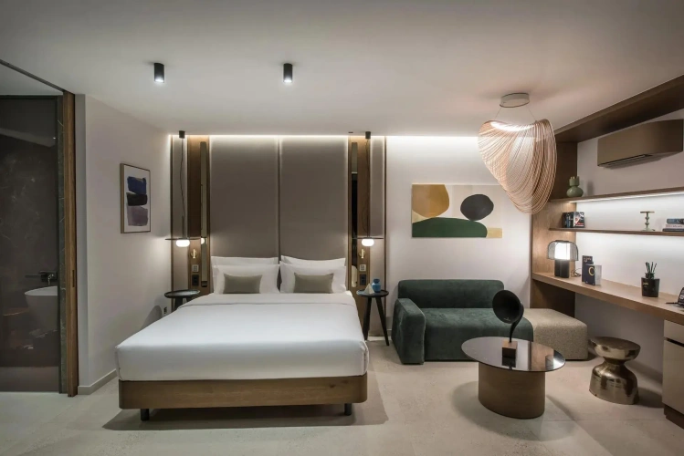 Cave Double Suite with garden view
