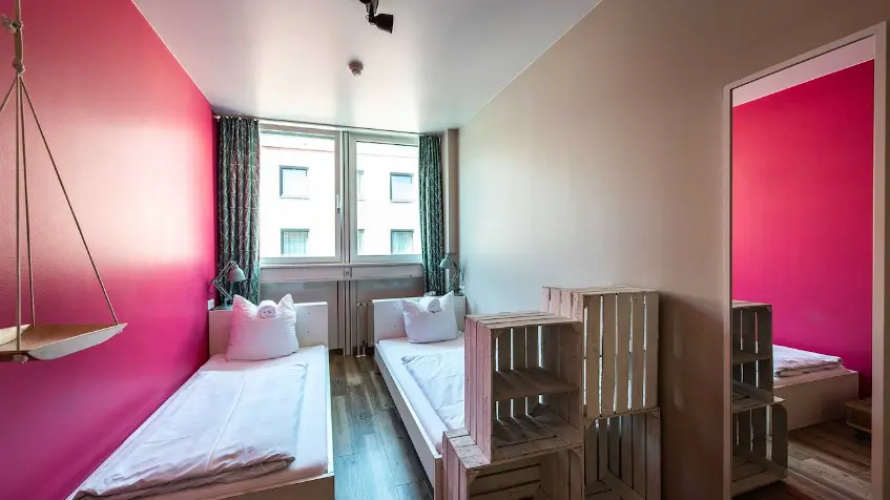Twin room
