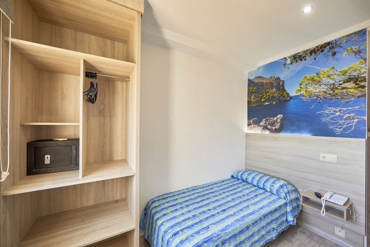 Single room