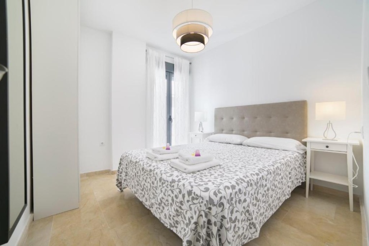 2 Bedrooms Quadruple Apartment