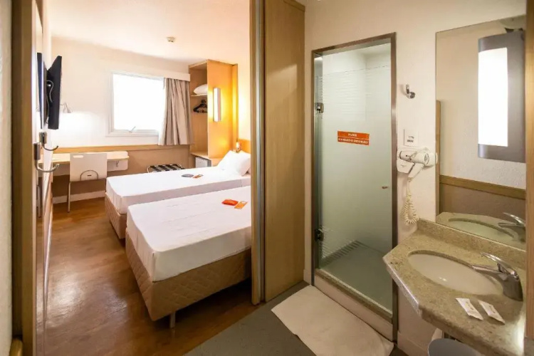 Hus Hotel Maringa