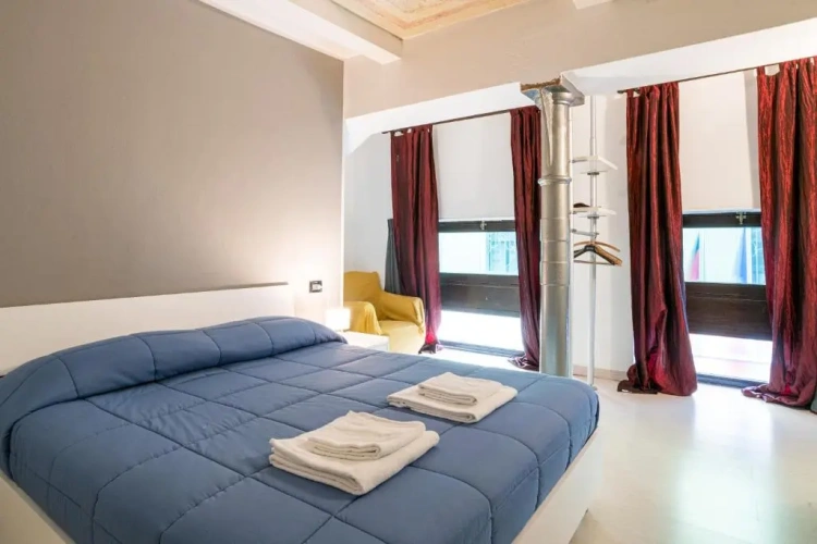 Apartment with balcony