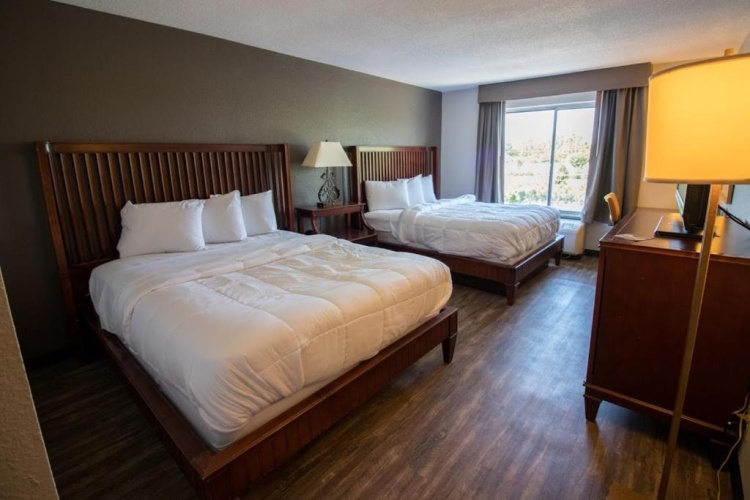 Deluxe Quadruple room