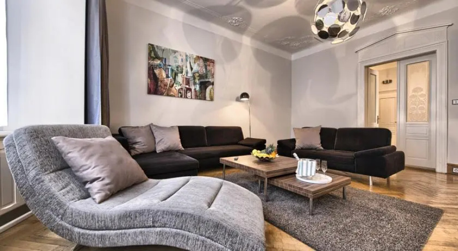 Residence Brehova