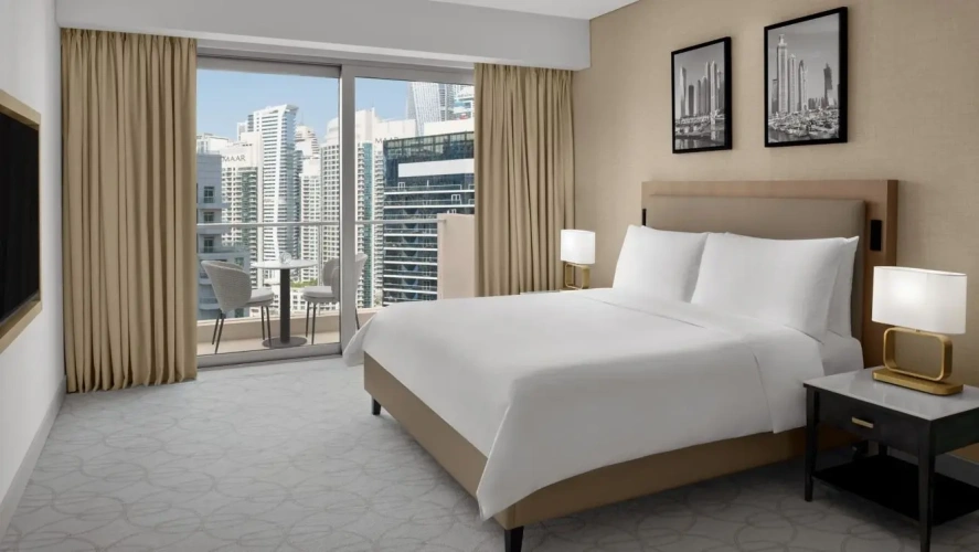 Tower Club Level Double Suite with balcony and with city view