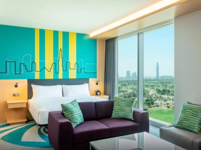 1 Bedroom Savvy Double Suite with creek view, skyline view