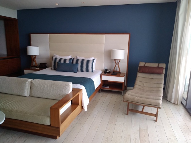 Honeymoon Double Suite oceanfront