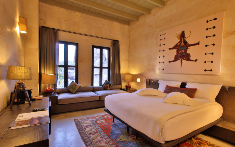 Divan Deluxe Double room