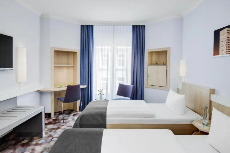 Standard Plus Twin room