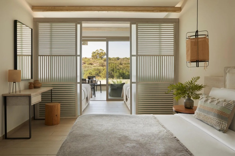 Family Sliding door (Residences area) room with inland view