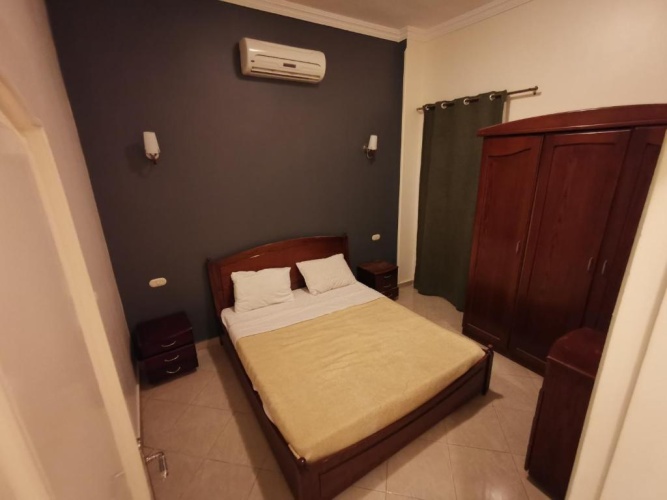 2 Bedrooms Quadruple Apartment
