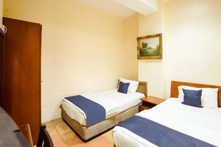 Twin room