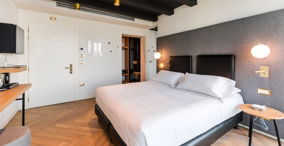 Standard Double room with balcony