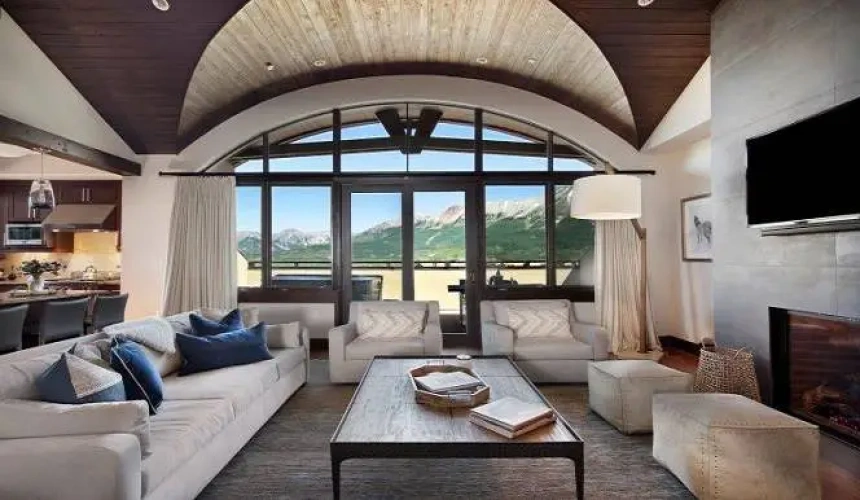 5 Bedrooms Penthouse