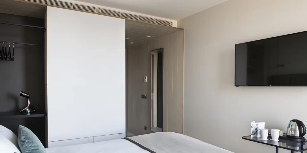2x2 Family room