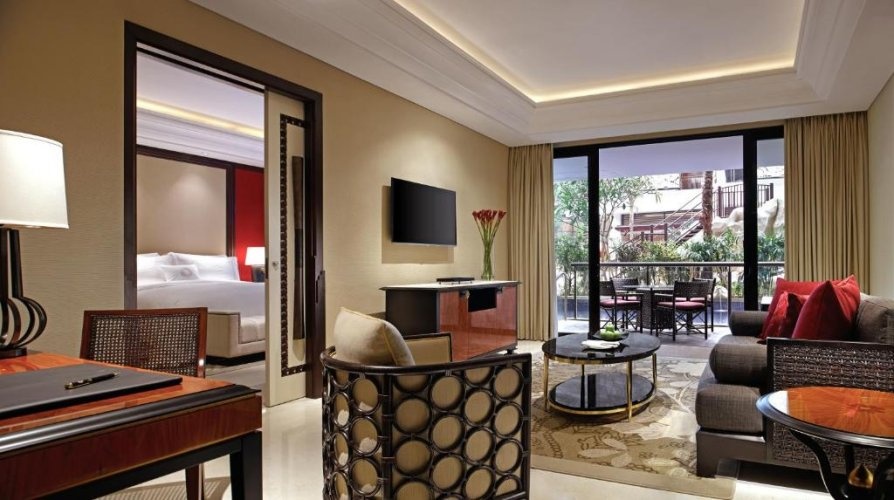 Double Celebrity Suite