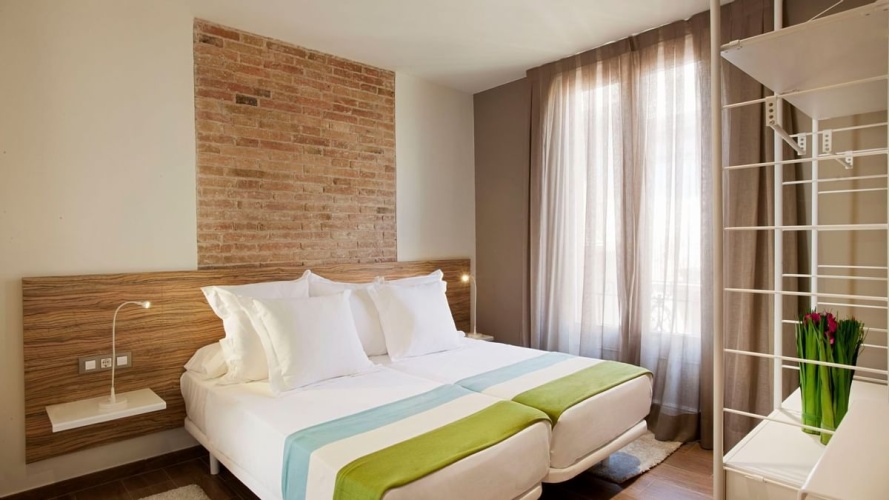 2 Bedrooms Deluxe with Terrace Apartment