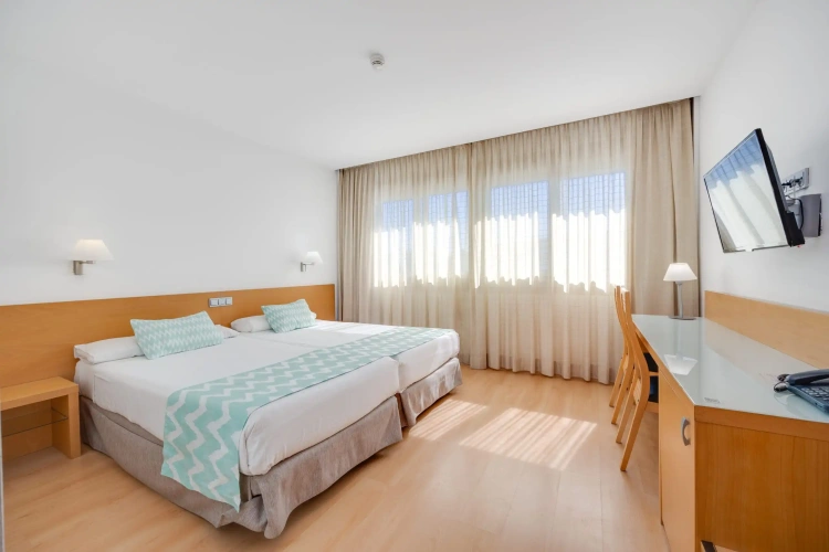 Twin room