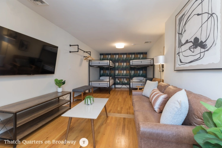No. 406 Quadruple room