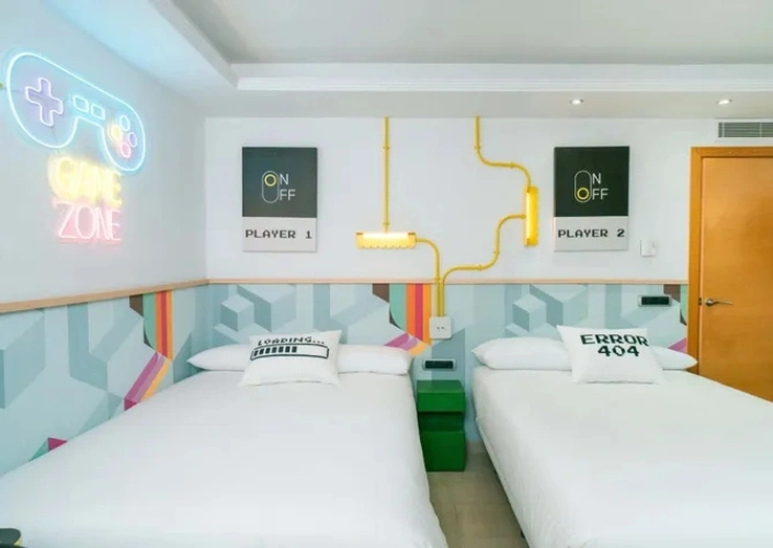 Arcade Power-Up Pet-Friendly Twin room