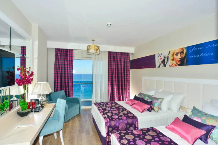 Superior Triple room with sea view