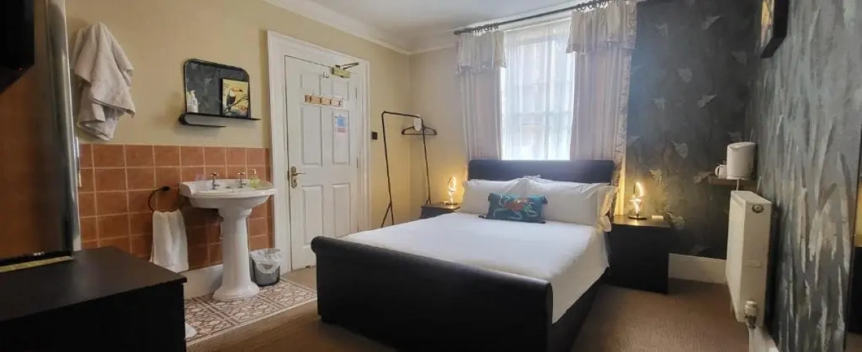 Small Double room