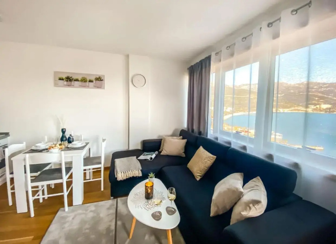 Four Views Apartments