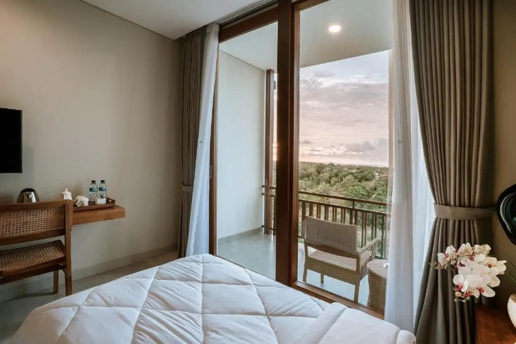 Deluxe Double room with hill view
