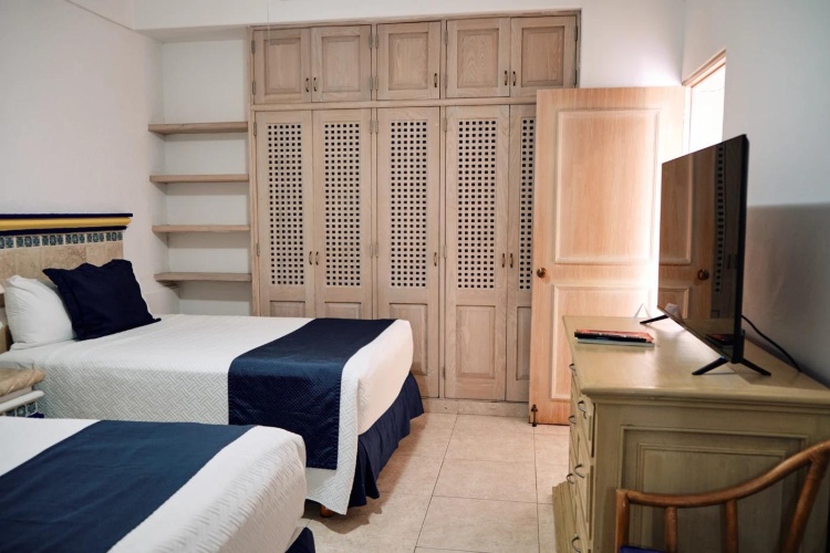 1 Bedroom Twin Suite oceanfront