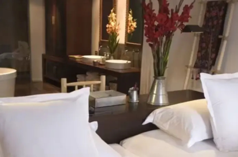 Dusk room