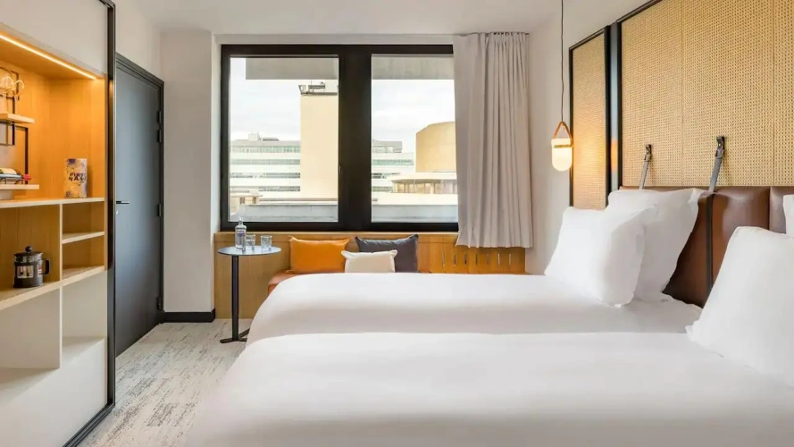 Twin room