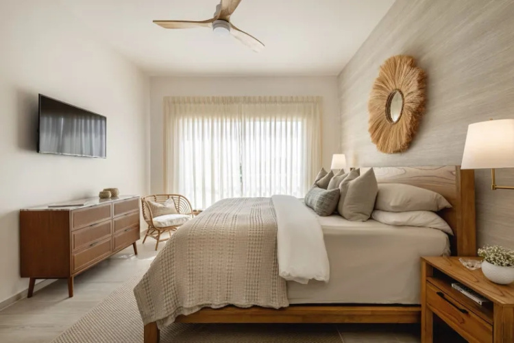 Coral Bay by DR Collection