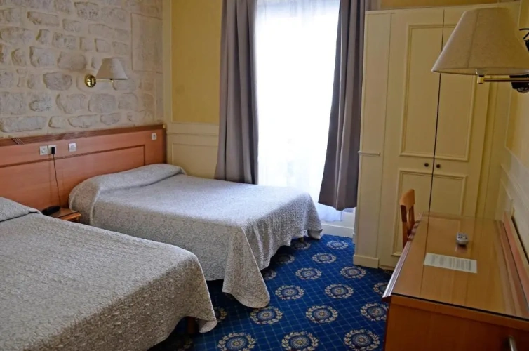 Quadruple room