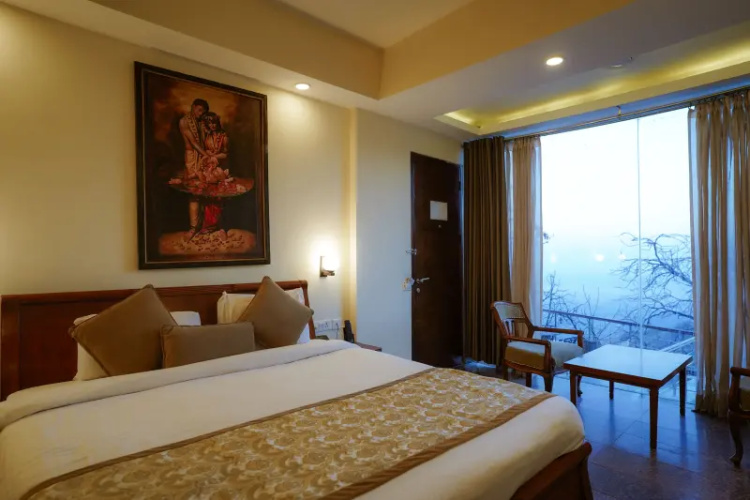 Deluxe Bathtub Double room Valley View