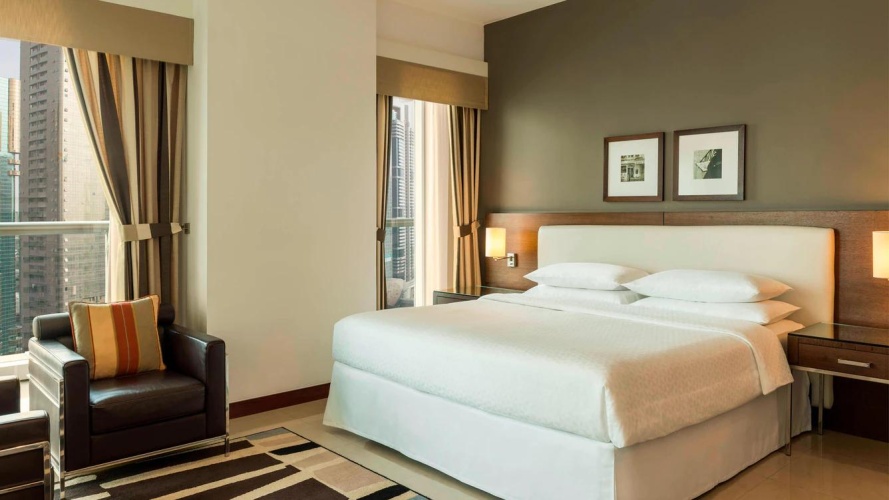 Classic Double room with Sheikh Zayed view